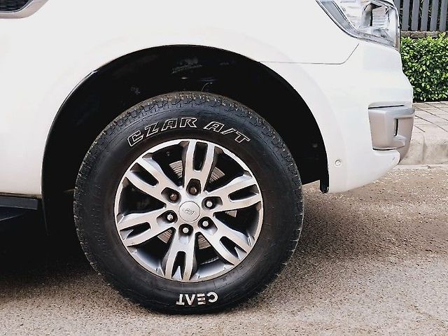 Used Ford Endeavour Titanium Plus 3.2 4x4 AT in Delhi