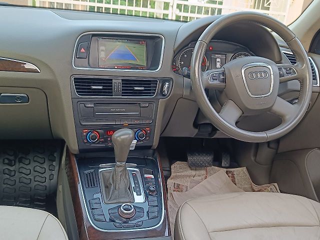 Used Audi Q5 [2009-2012] 2.0 TDI quattro in Bangalore