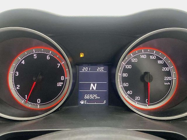 Used Maruti Suzuki Swift [2021-2024] VXi AMT [2021-2023] in Hyderabad