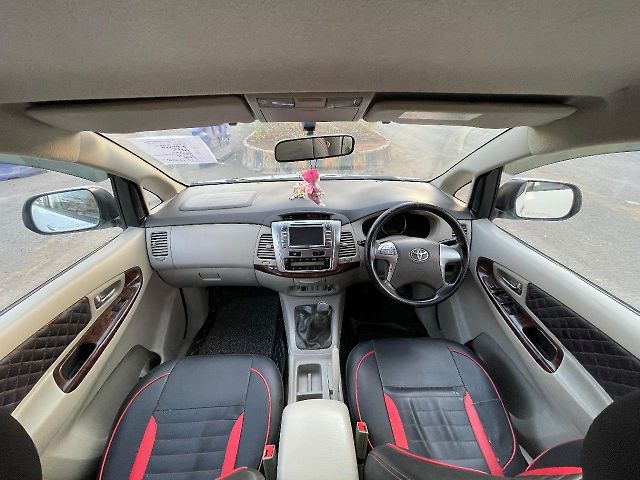 Used Toyota Innova [2013-2014] 2.5 VX 7 STR BS-IV in Mumbai