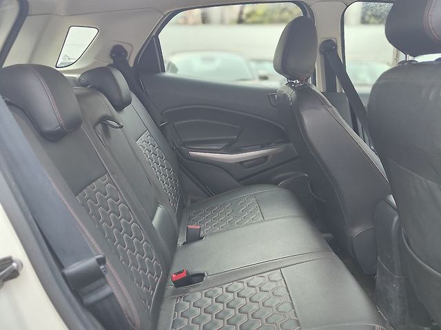 Used Ford EcoSport Titanium 1.5L TDCi [2019-2020] in Hyderabad