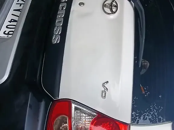 Used Toyota Etios Cross 1.4 VD in Lucknow