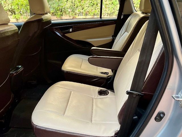 Used Toyota Innova Crysta [2016-2020] 2.8 GX AT 7 STR [2016-2020] in Mumbai