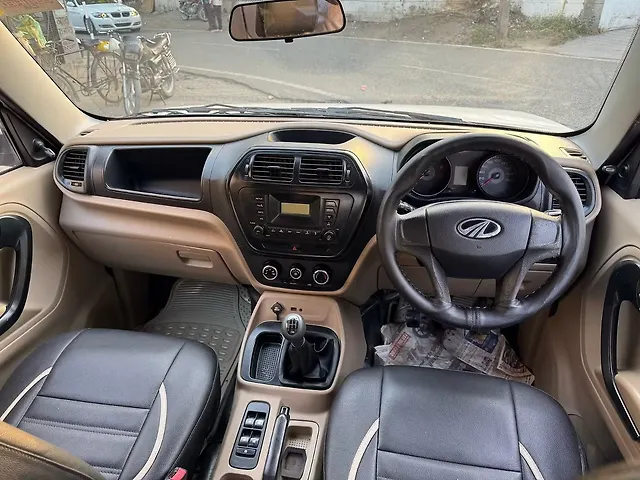 Used Mahindra TUV300 [2015-2019] T6 in Jalandhar