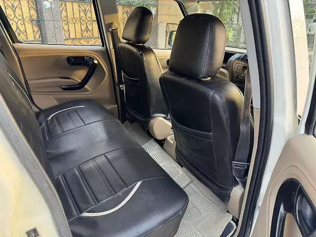 Used Mahindra TUV300 [2015-2019] T6 in Jalandhar