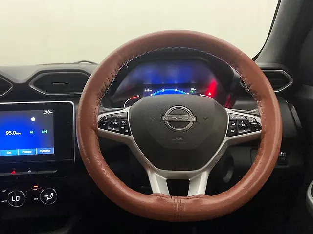 Used Nissan Magnite [2020-2024] XV Premium Dual Tone [2020] in Hyderabad