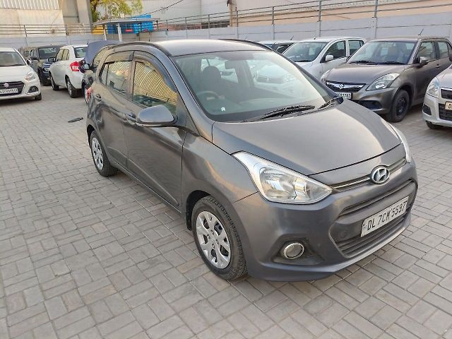 Used 2017 Hyundai Grand i10 in Delhi
