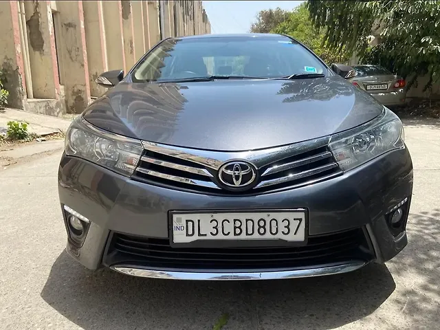 Used 2014 Toyota Corolla Altis in Delhi