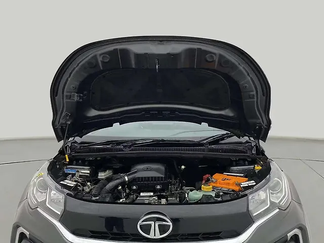 Used Tata Nexon [2020-2023] XZ Plus (S) [2022-2023] in Ahmedabad
