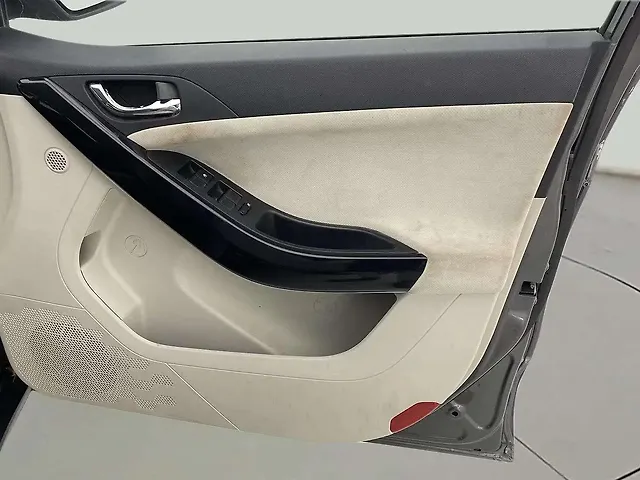 Used Tata Nexon [2020-2023] XZ Plus (S) [2022-2023] in Ahmedabad