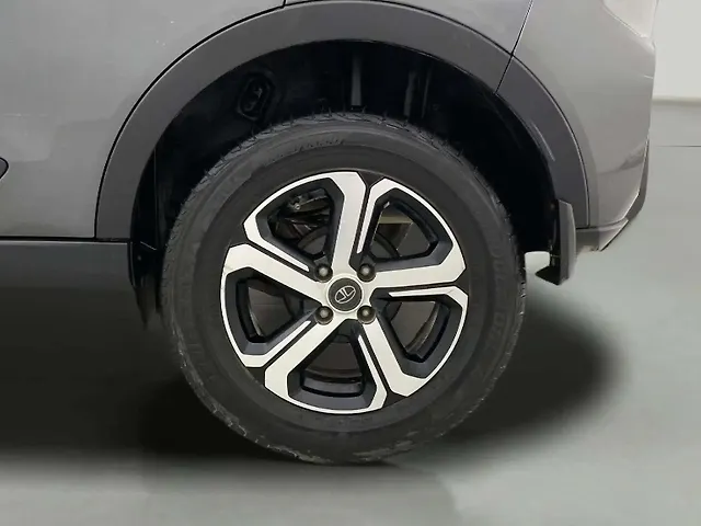 Used Tata Nexon [2020-2023] XZ Plus (S) [2022-2023] in Ahmedabad