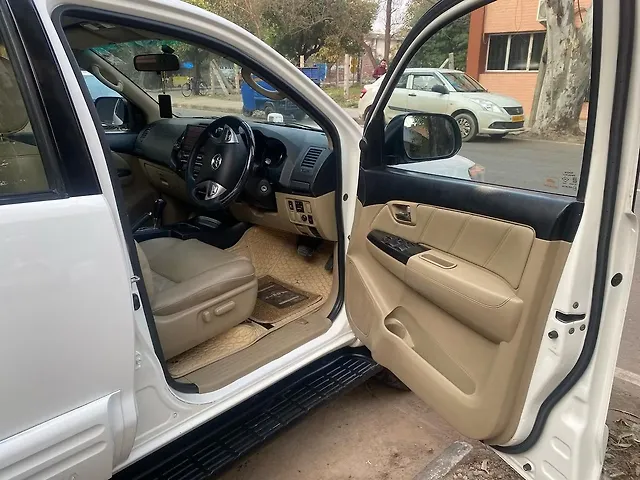 Used Toyota Fortuner [2012-2016] 3.0 4x2 AT in Chandigarh