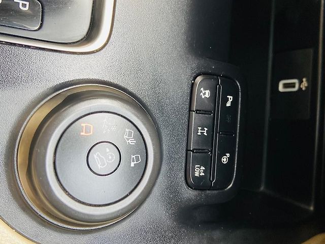 Used Ford Endeavour Titanium Plus 3.2 4x4 AT in Delhi
