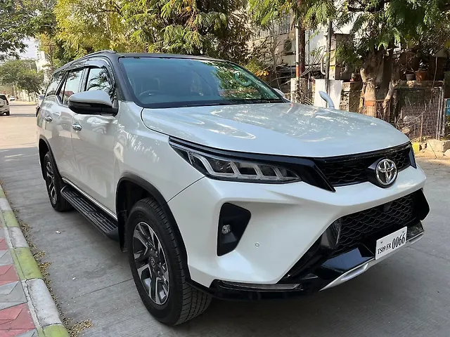 Used Toyota Fortuner Legender 2.8 4X2 AT in Hyderabad