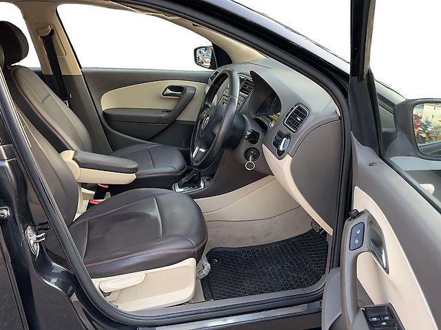 Used Volkswagen Vento [2012-2014] Highline Petrol AT in Mumbai