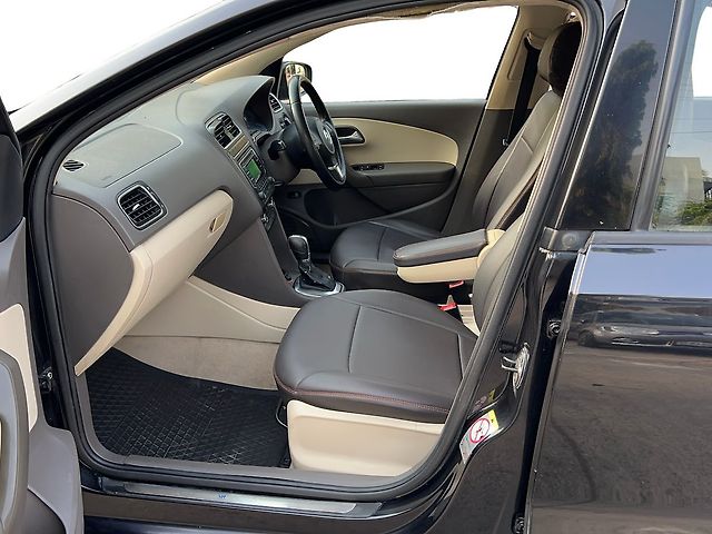 Used Volkswagen Vento [2012-2014] Highline Petrol AT in Mumbai