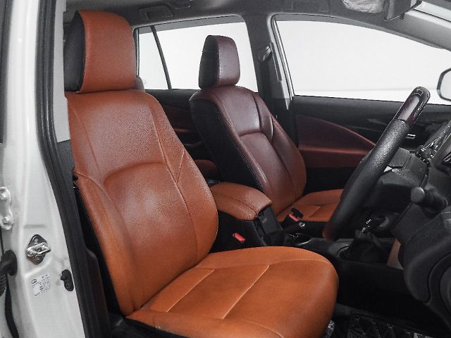 Used Toyota Innova Crysta [2016-2020] 2.4 VX 7 STR [2016-2020] in Hyderabad