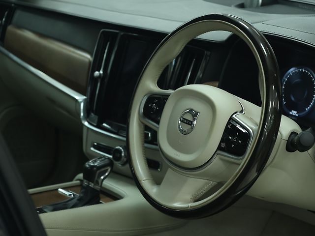 Used Volvo S90 [2016-2021] D4 Inscription in Chennai