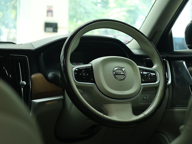 Used Volvo S90 [2016-2021] D4 Inscription in Chennai