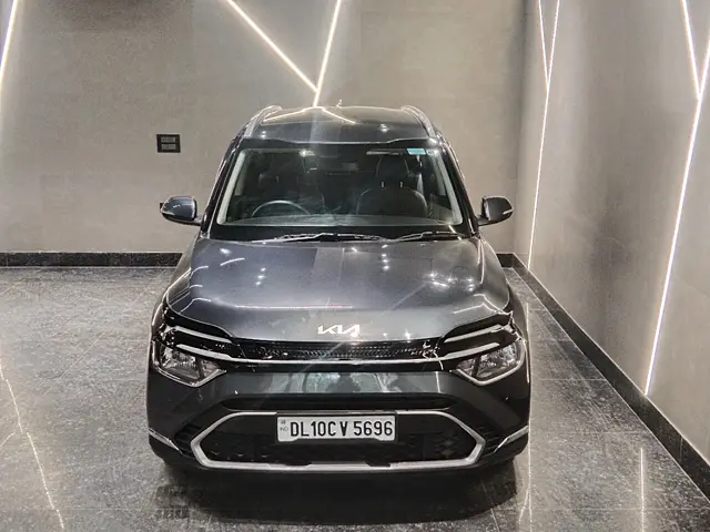 Used 2023 Kia Carens in Delhi