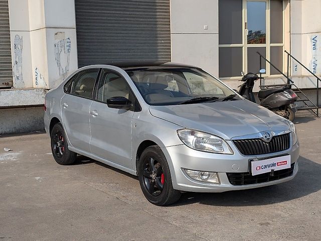 Used Skoda Rapid [2014-2015] 1.5 TDI CR Ambition with Alloy Wheels in Thane