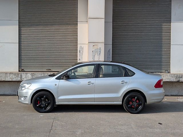 Used Skoda Rapid [2014-2015] 1.5 TDI CR Ambition with Alloy Wheels in Thane