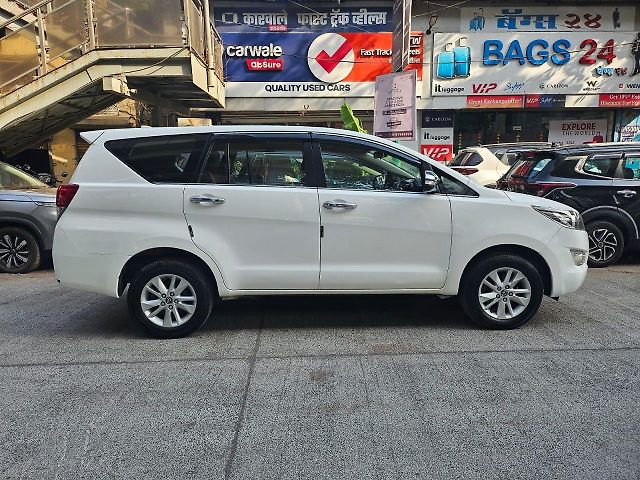 Used Toyota Innova Crysta [2016-2020] 2.4 G 8 STR [2016-2017] in Mumbai