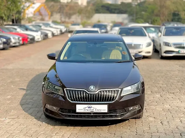 Used 2016 Skoda Superb in Mumbai