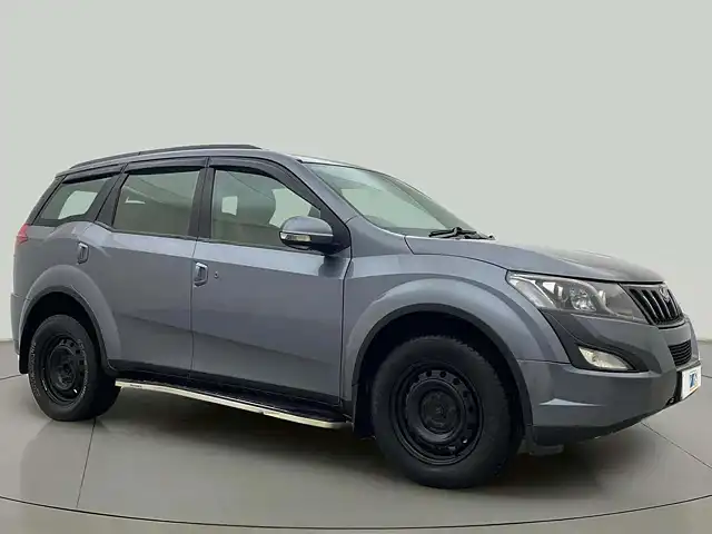 Used 2017 Mahindra XUV500 in Bangalore