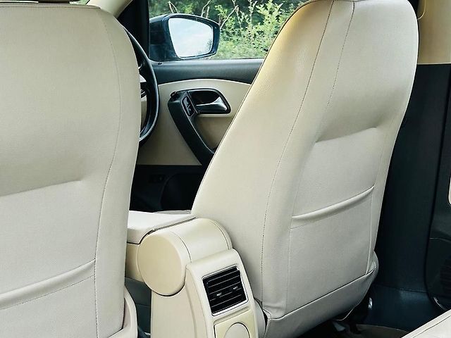 Used Volkswagen Vento [2012-2014] Highline Petrol AT in Vadodara
