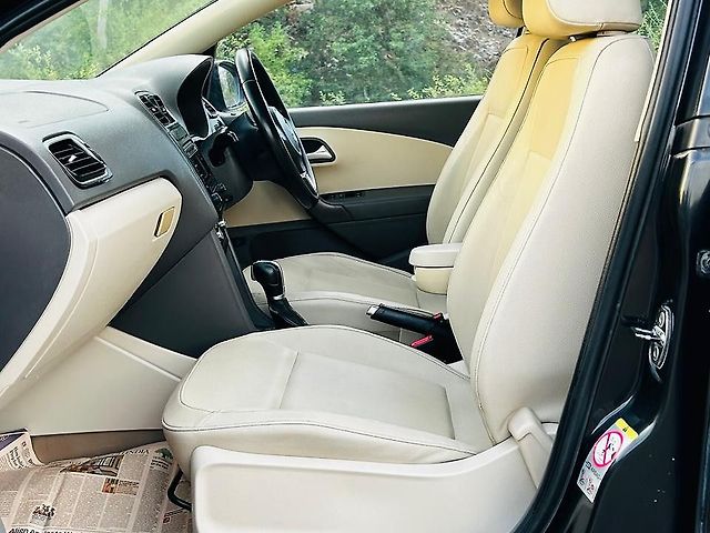 Used Volkswagen Vento [2012-2014] Highline Petrol AT in Vadodara