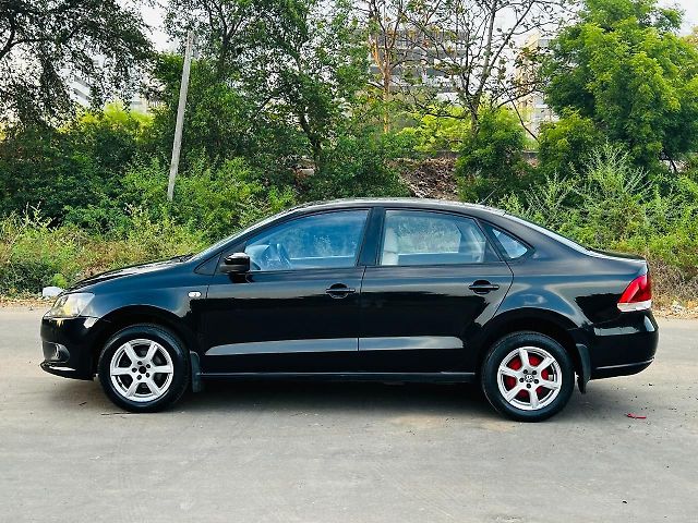 Used Volkswagen Vento [2012-2014] Highline Petrol AT in Vadodara