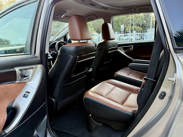 Used Toyota Innova Crysta [2016-2020] 2.8 ZX AT 7 STR [2016-2020] in Delhi
