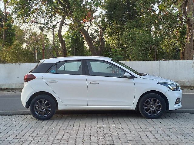 Used Hyundai Elite i20 [2018-2019]  Asta 1.2 AT in Kanpur
