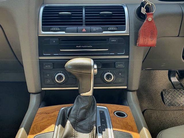 Used Audi Q7 [2010 - 2015] 35 TDI Premium + Sunroof in Delhi