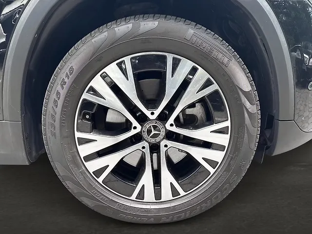 Used Mercedes-Benz GLA [2021-2024] 220d AMG Line 4MATIC [2021-2023] in Bangalore
