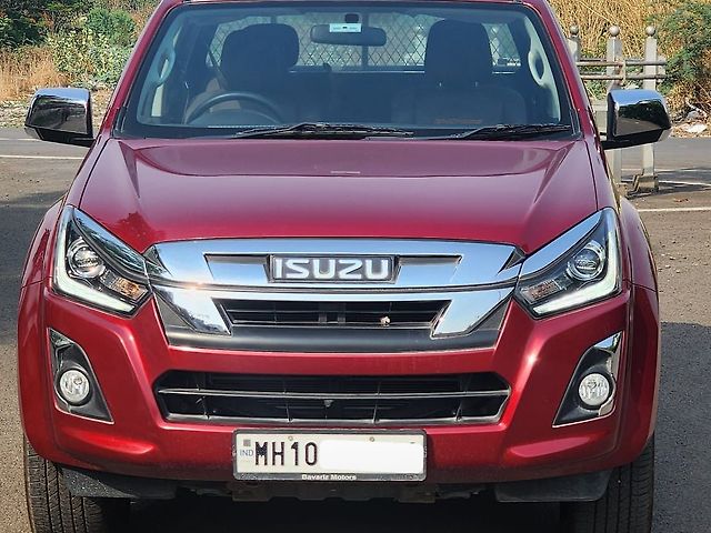 Used 2023 Isuzu D-Max V-Cross in Sangli