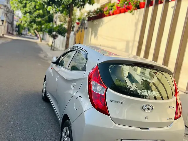 Used Hyundai Eon Sportz in Lucknow