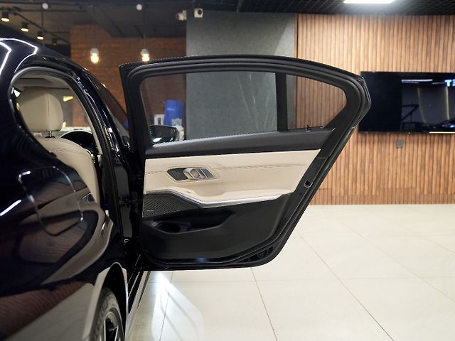 Used BMW 3 Series Gran Limousine [2021-2023] 330Li M Sport First Edition in Delhi