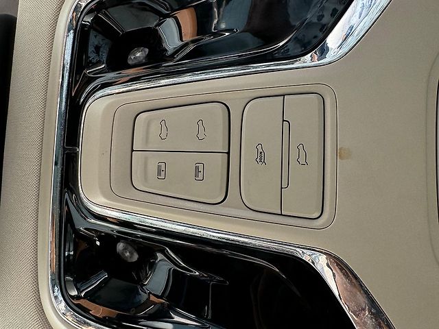 Used MG Gloster [2020-2022] Savvy 6 STR 2.0 Twin Turbo 4WD in Hyderabad