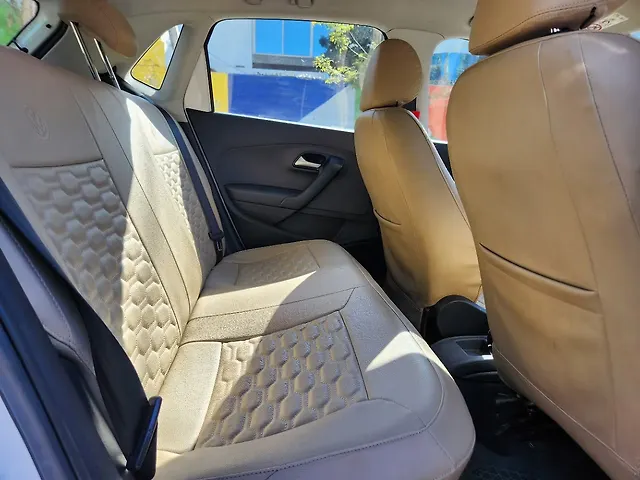 Used Volkswagen Polo Comfortline 1.0L MPI in Indore