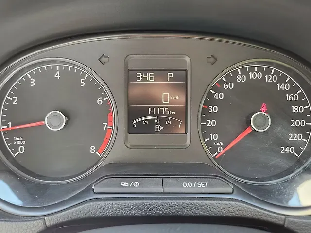 Used Volkswagen Polo Comfortline 1.0L MPI in Indore