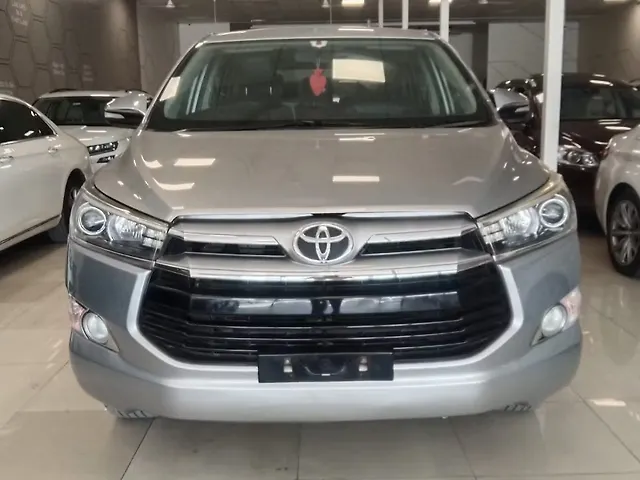 Used 2016 Toyota Innova Crysta in Mumbai