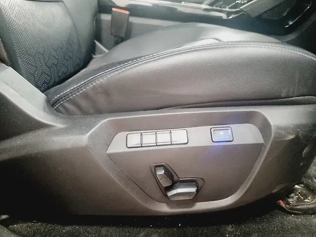 Used Tata Harrier Fearless Plus Dark Edition in Mumbai