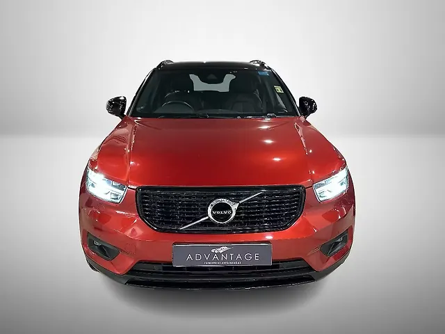 Used 2020 Volvo XC40 in Mumbai