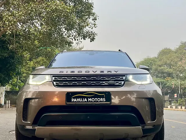 Used 2018 Land Rover Discovery in Delhi