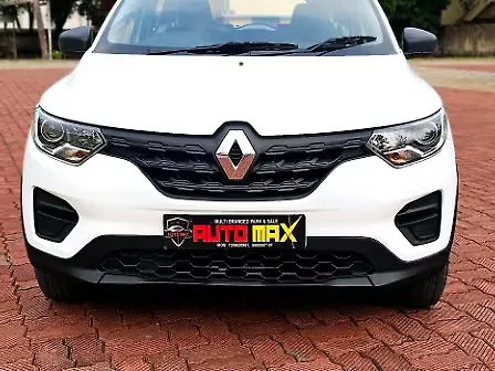 Used 2023 Renault Triber in Kollam