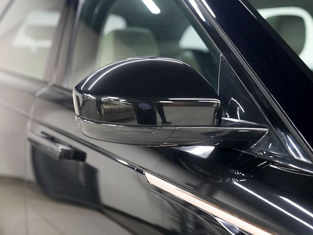 Used Land Rover Range Rover Velar [2017-2023] 2.0 R-Dynamic SE Petrol 250 in Delhi