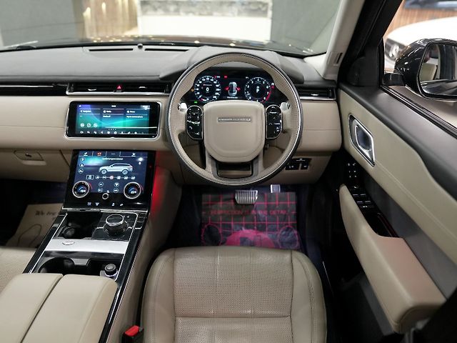 Used Land Rover Range Rover Velar [2017-2023] 2.0 R-Dynamic SE Petrol 250 in Delhi