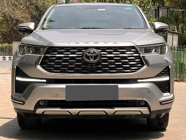 Used 2023 Toyota Innova Hycross in Delhi